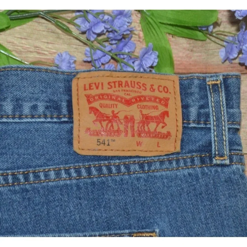 Levi's 541 Mens Big & Tall Blue Jeans Size 54 X 30 Cotton Straight Leg Classic